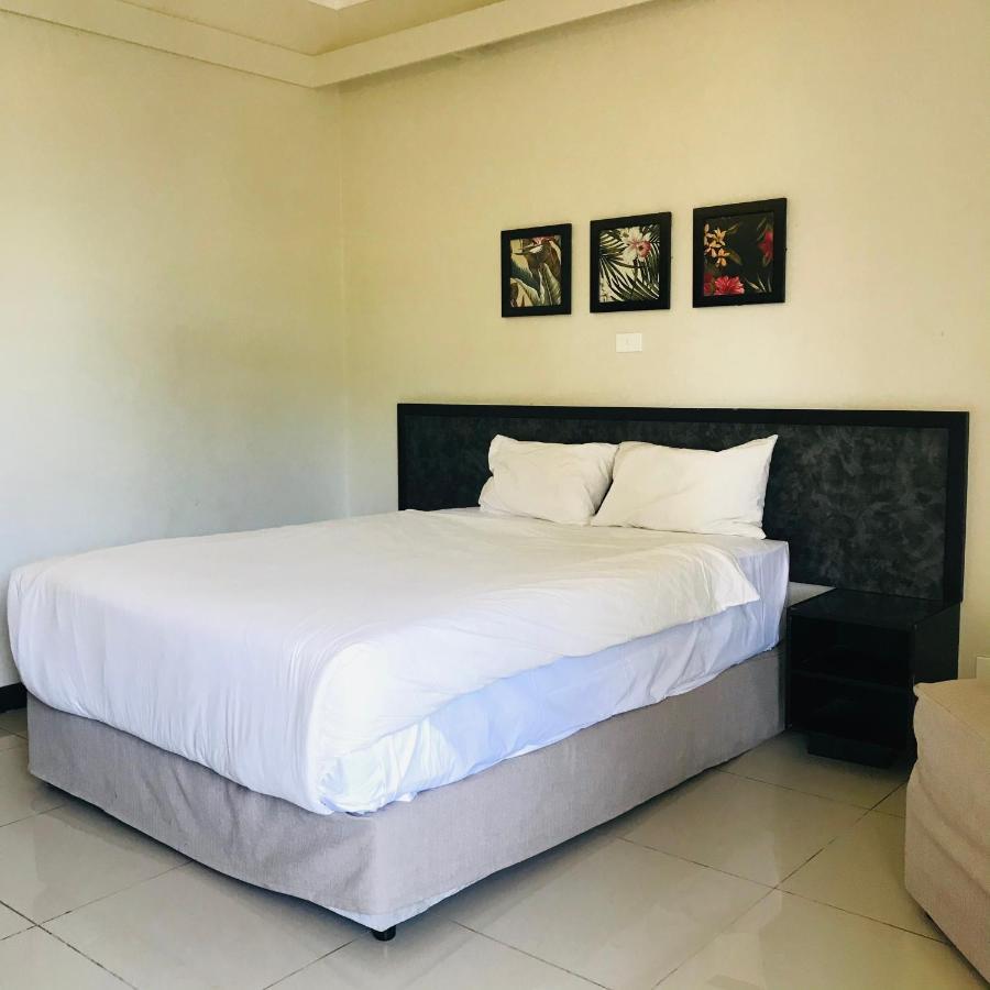 Hotel Oasis Нанди Экстерьер фото