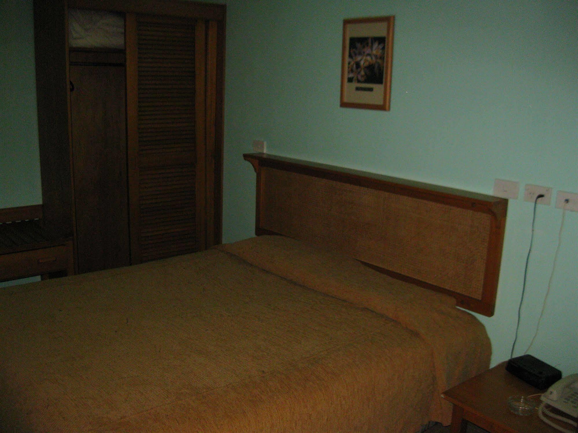 Hotel Oasis Нанди Экстерьер фото