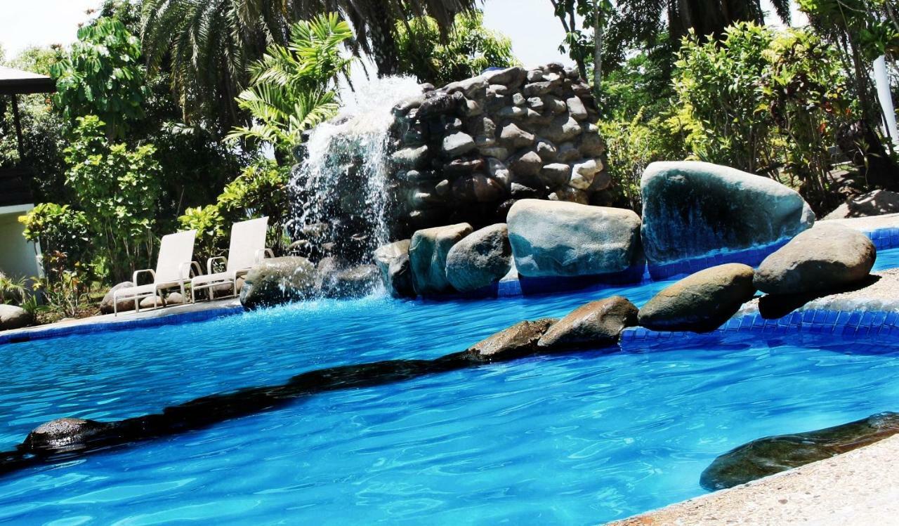 Hotel Oasis Нанди Экстерьер фото