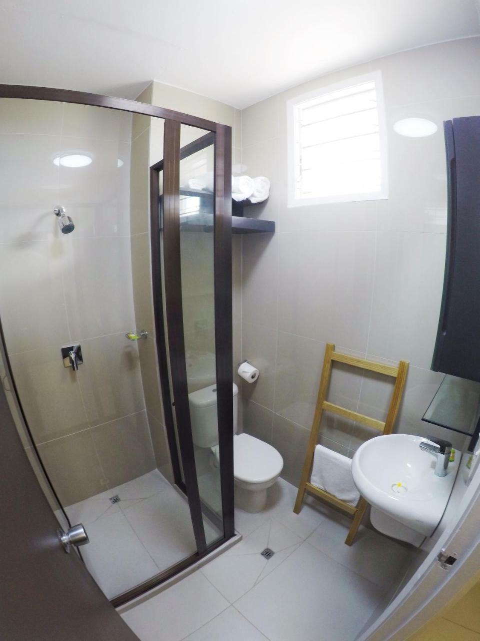 Hotel Oasis Нанди Экстерьер фото